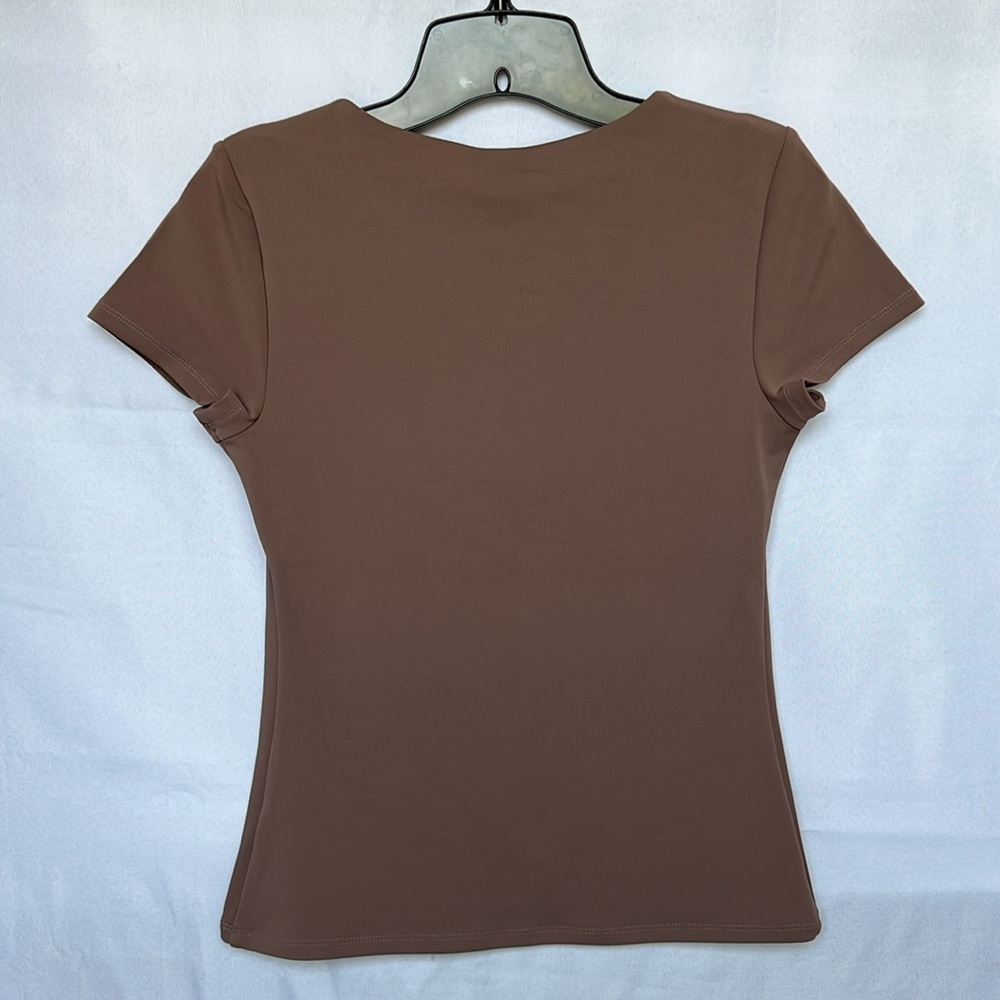 Express Fitted Short Sleeve Top - Picture 5 of 6